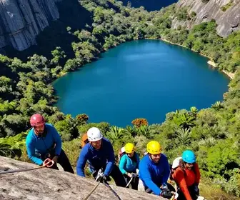 Experimente Rapel e Aventura na Beleza Natural da Lagoa Azul